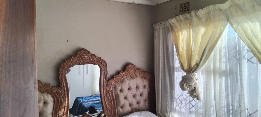 2 Bedroom Property for Sale in Phakamisa Eastern Cape